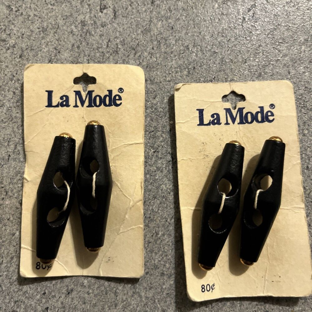 5 Vintage La Mode Wooden Toggle Coat Buttons on a Card 1 3/4 inch Long - Black.